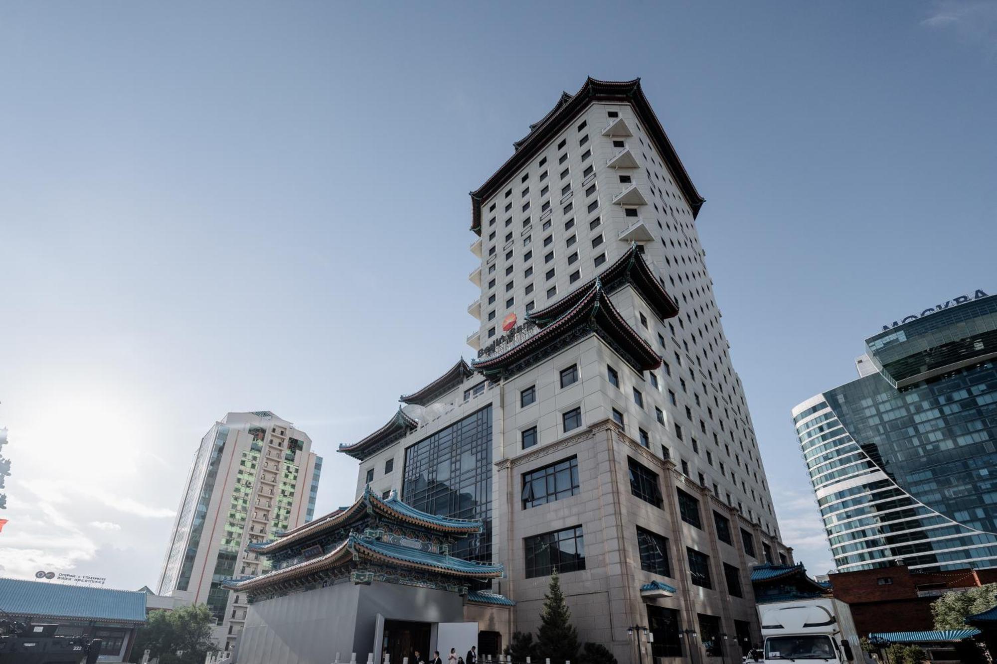 فندق بكين بلاس سولوكسي أستانا المظهر الخارجي الصورة The hotel in 2019