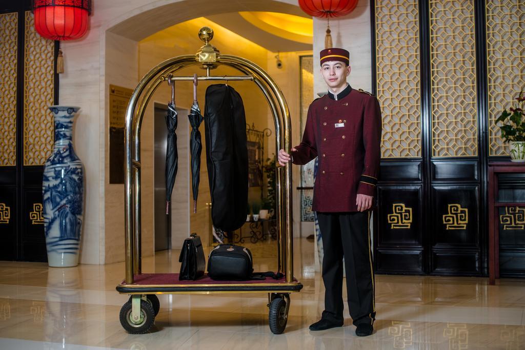 فندق فندق بكين بلاس سولوكسي أستانا المظهر الخارجي الصورة
